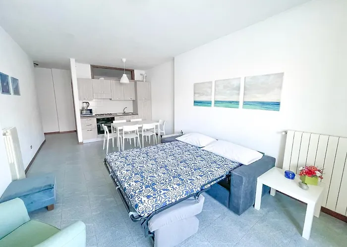 Apartment The Sunset 2 By Design Bellano